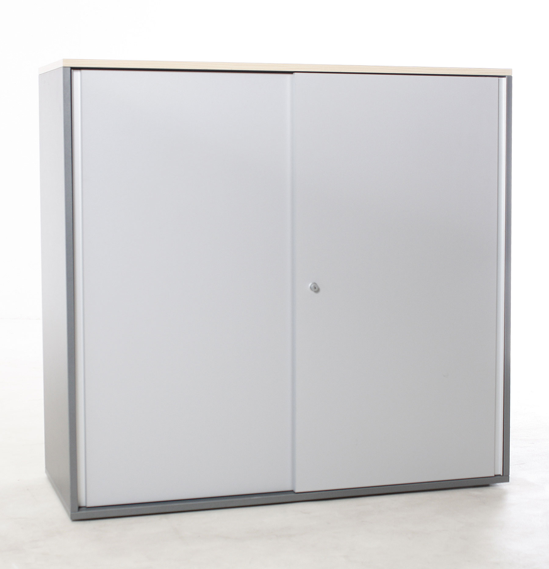 Sideboard 3OH "STEELCASE" ,  B 120 x H 114 x T 43,5 cm, gebrauchte Büromöbel