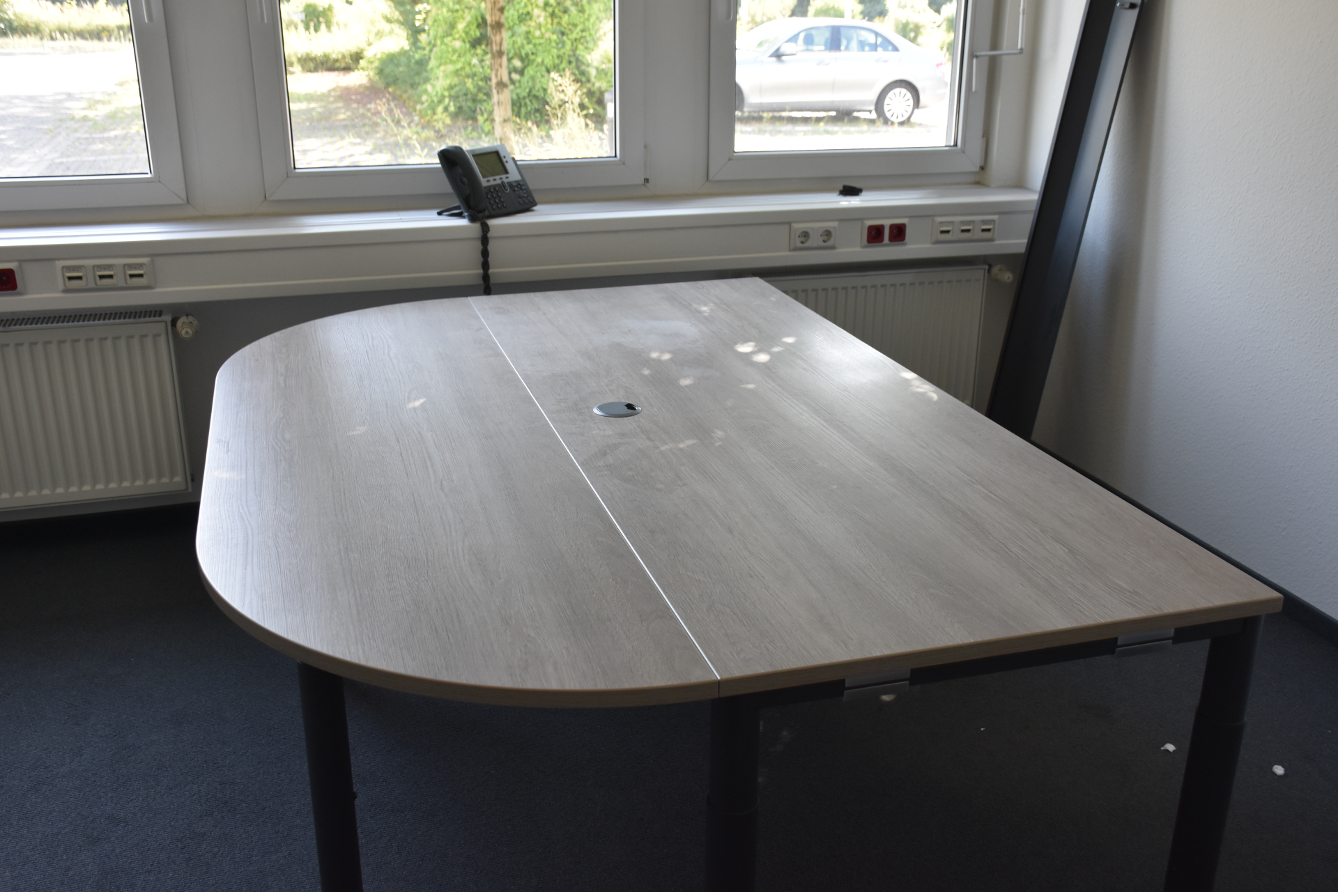 Palmberg Schreibtisch, Breite 200 cm, Buche/grau, gebraucht 