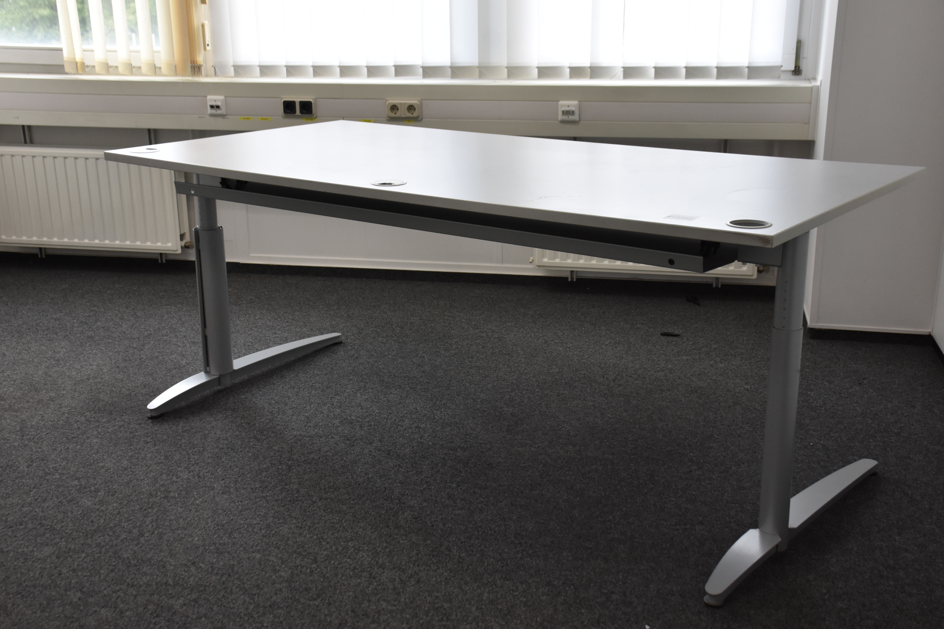Schreibtisch, 200x80 cm lichtgrau, gebraucht  