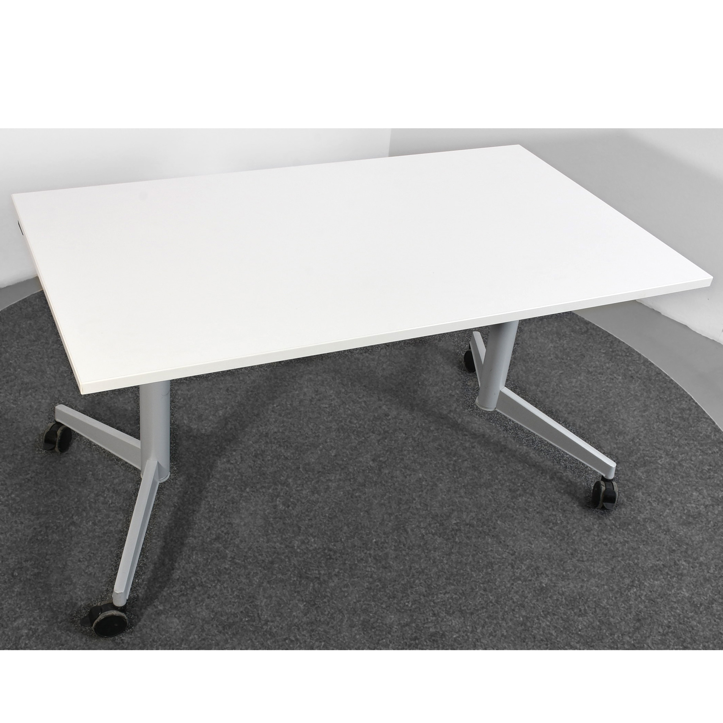 Schreibtisch, Tisch, klappbar, weiß/silber, auf Rollen, gebraucht