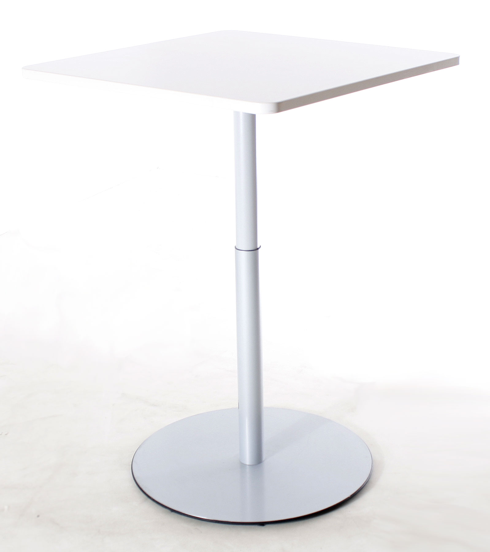 Tisch, Beistelltisch,80 x 80 cm cm, höhenverstellbar, gebrauchte Büromöbel