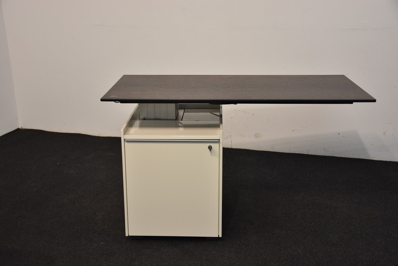 Bene Schreibtisch, elektrische Höhenverstellung, B 120 x H 72,5 -118 x T 60 cm, gebraucht